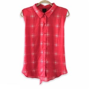 Women’s Sleeveless Button Down Top